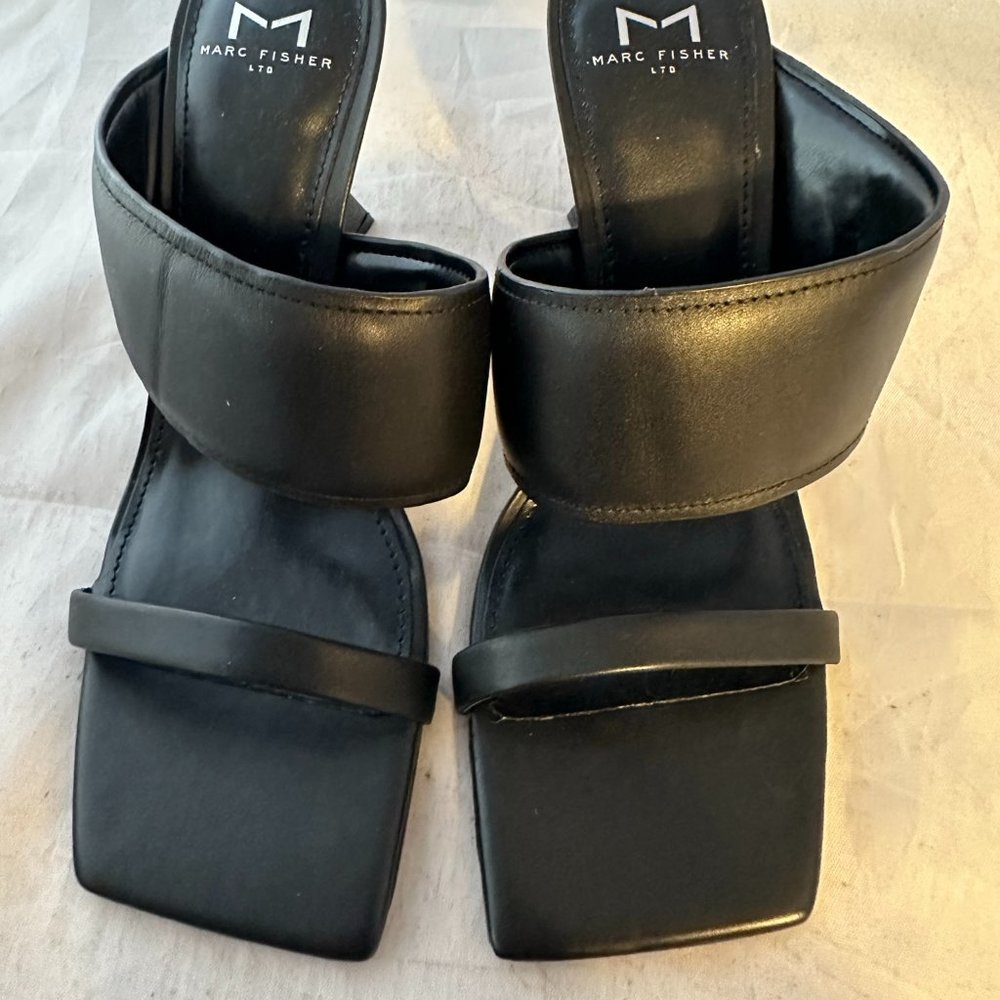 Marc Fisher  Deann Sandal, Black Leather  Women Size 9   retail $150  NIB - Picture 2 of 6